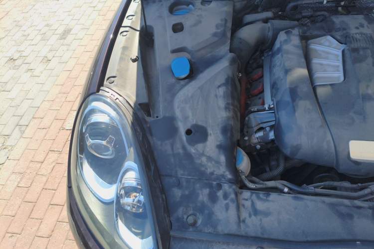 Used Porsche Cayenne 2016 Cayenne 3.0T Engine Bay Right