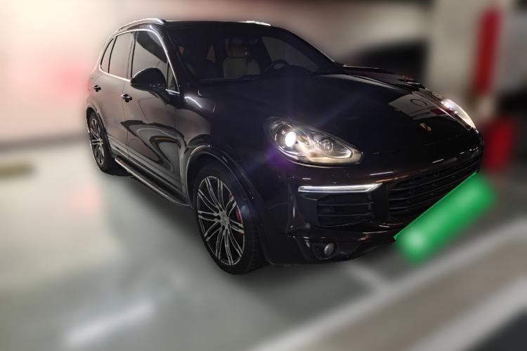 Used Porsche Cayenne 2016 Cayenne Platinum Edition 3.0T Front Right 45 Deg