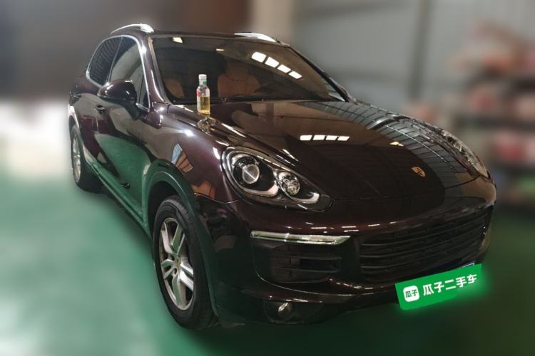 Used Porsche Cayenne 2016 Cayenne 3.0T Front Right 45 Deg