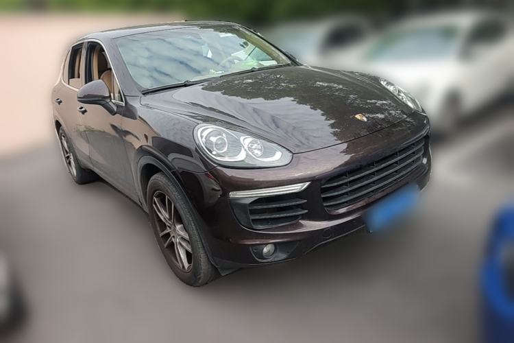 Used Porsche Cayenne 2016 Cayenne 3.0T Front Right 45 Deg