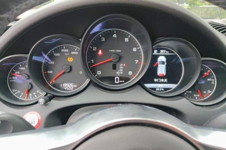 Used Porsche Cayenne 2016 Cayenne 3.0T Instrument Cluster