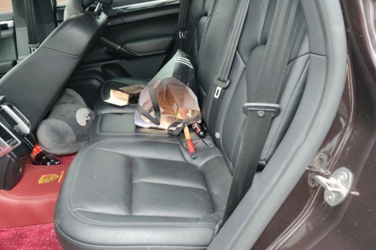 Used Porsche Cayenne 2016 Cayenne 3.0T Left Rear Seat