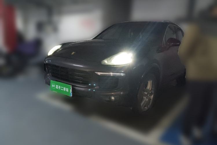 Used Porsche Cayenne 2016 Cayenne Platinum Edition 3.0T Guazi used car, China used car export, Used car for sale, Used cars, Cheapest cars for sale