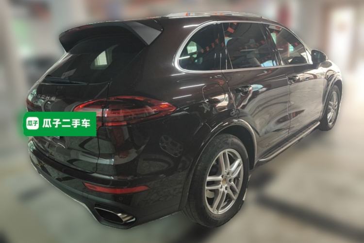 Used Porsche Cayenne 2016 Cayenne Platinum Edition 3.0T Rear Right 45 Deg