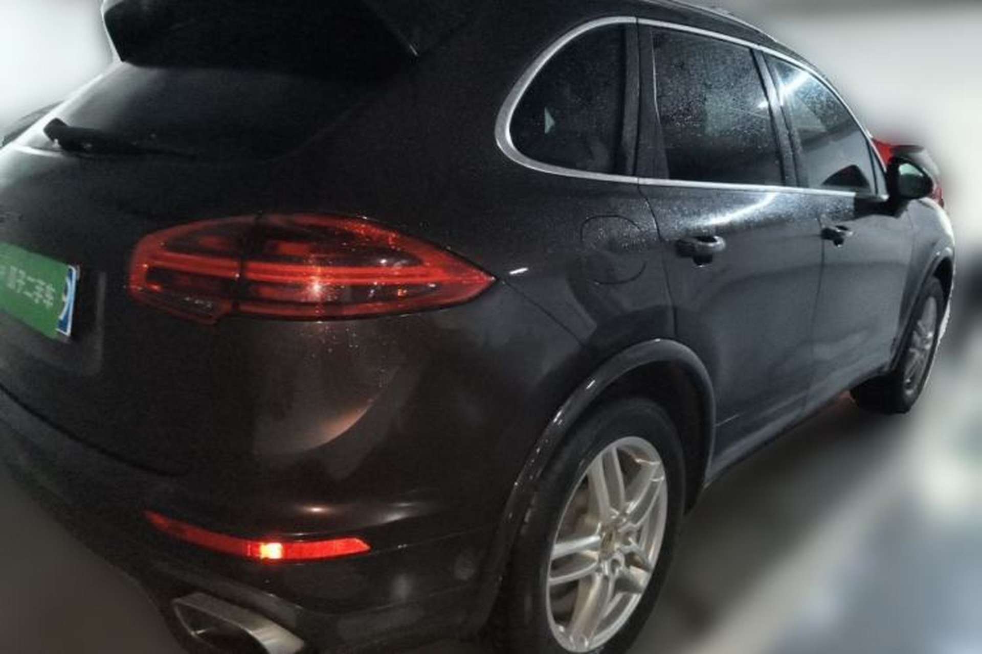Used Porsche Cayenne 2016 Cayenne Platinum Edition 3.0T Rear Right 45 Deg