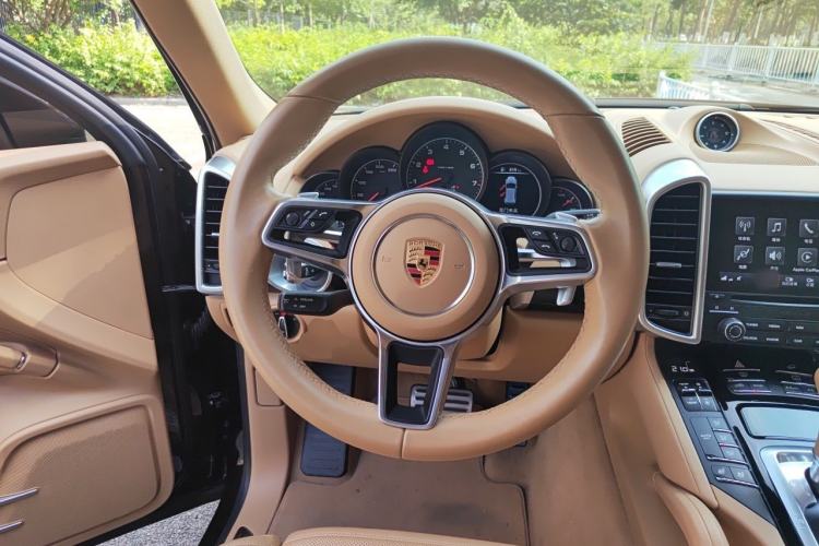 Used Porsche Cayenne 2016 Cayenne 3.0T Steering Wheel