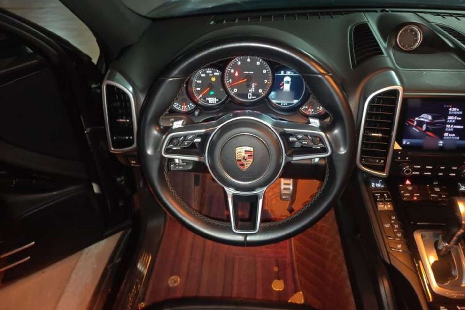 Used Porsche Cayenne 2016 Cayenne 3.0T Steering Wheel