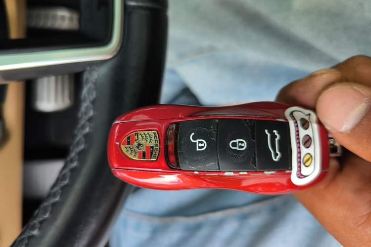 Used Porsche Cayenne 2016 Cayenne 3.0T Vehicle Key