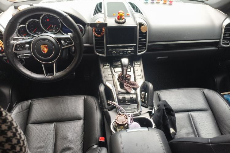 Used Porsche Cayenne 2016 Cayenne 3.0T Center Console