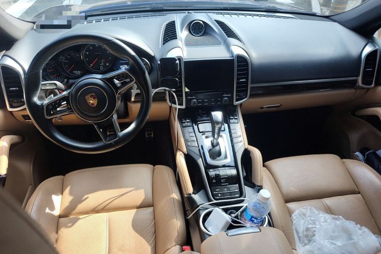 Used Porsche Cayenne 2016 Cayenne 3.0T Center Console