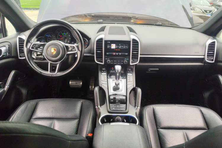 Used Porsche Cayenne 2016 Cayenne 3.0T Center Console