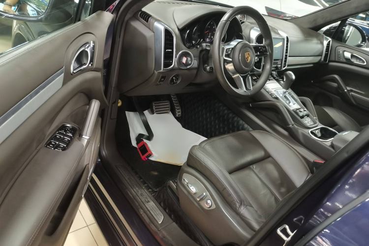 Used Porsche Cayenne 2016 Cayenne GTS 3.6T Driver Seat
