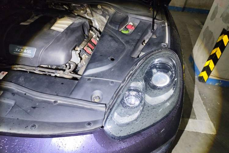 Used Porsche Cayenne 2016 Cayenne 3.0T Engine Bay Left
