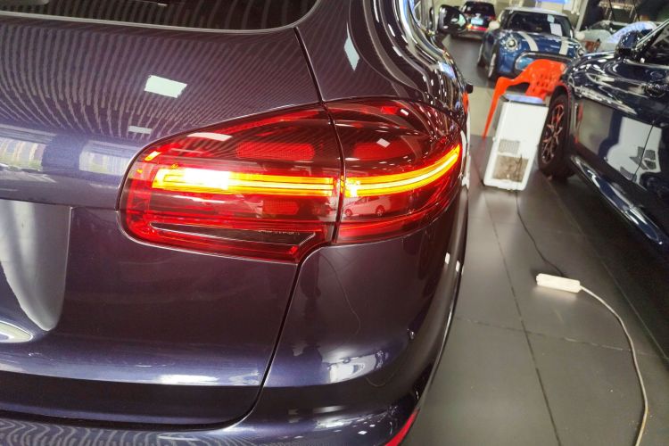 Used Porsche Cayenne 2016 Cayenne Platinum Edition 3.0T Exterior 6