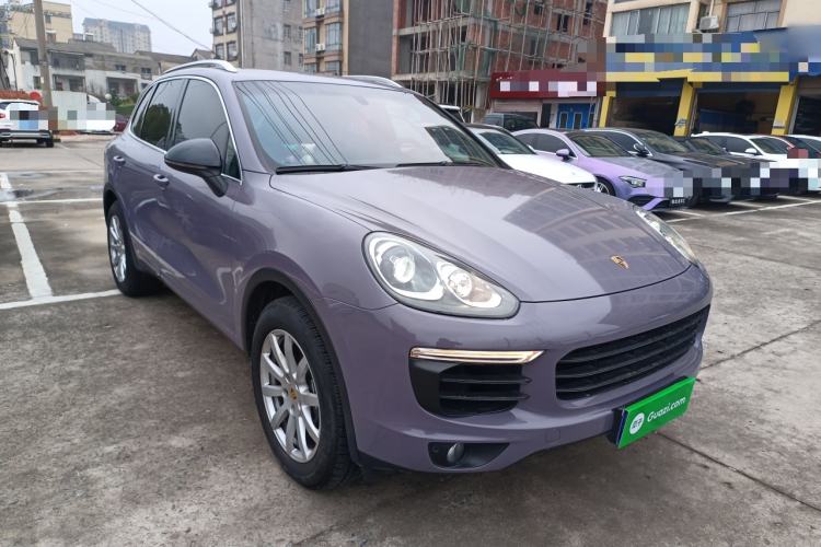 Used Porsche Cayenne 2016 Cayenne 3.0T Front Right 45 Deg