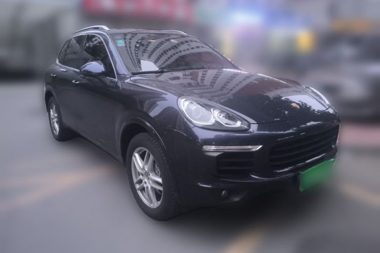 Used Porsche Cayenne 2016 Cayenne Platinum Edition 3.0T Front Right 45 Deg