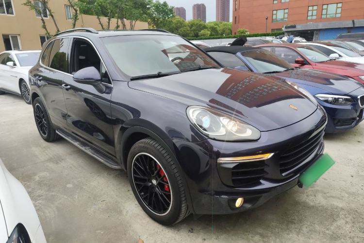 Used Porsche Cayenne 2016 Cayenne 3.0T Front Right 45 Deg