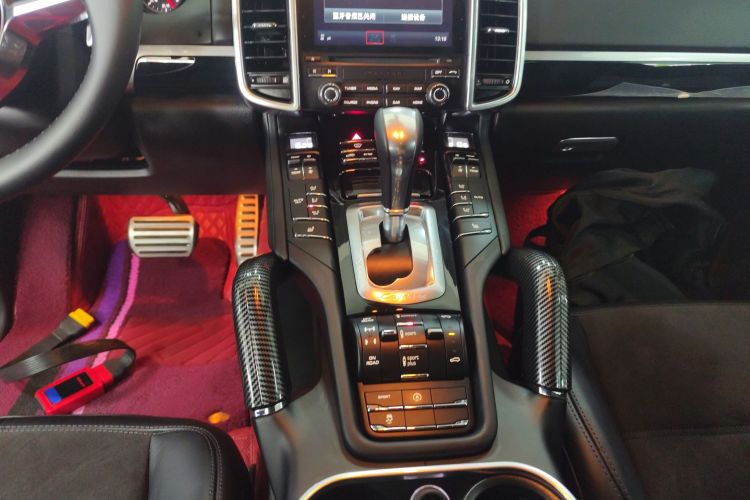 Used Porsche Cayenne 2016 Cayenne Platinum Edition 3.0T Gear Lever