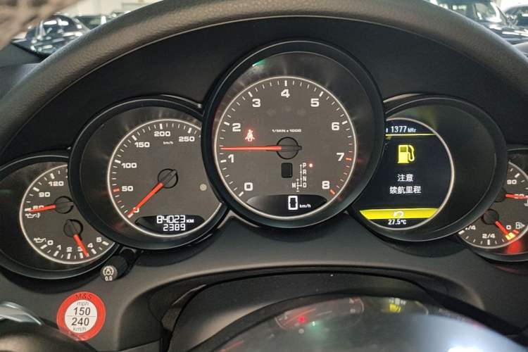Used Porsche Cayenne 2016 Cayenne Platinum Edition 3.0T Instrument Cluster