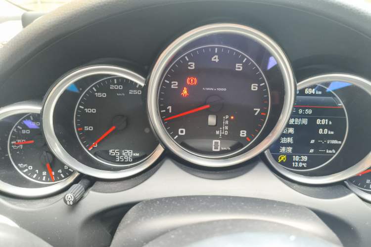 Used Porsche Cayenne 2016 Cayenne 3.0T Instrument Cluster