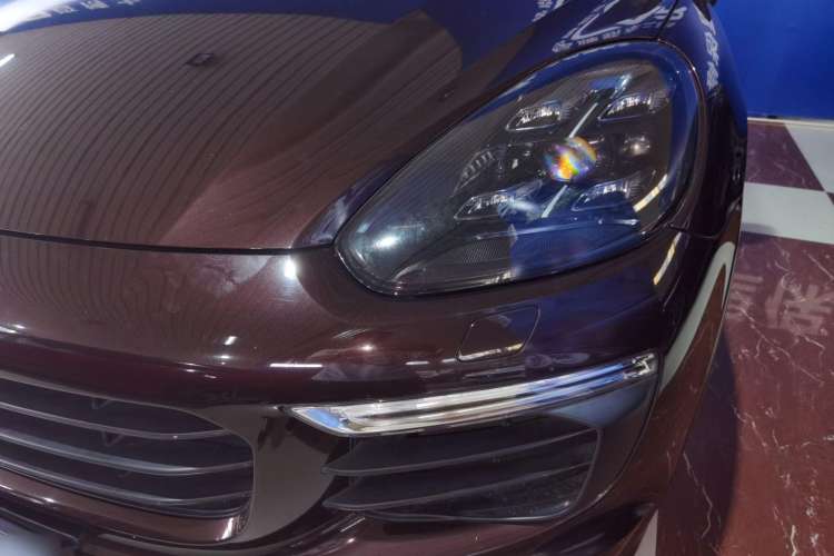Used Porsche Cayenne 2016 Cayenne Platinum Edition 3.0T Left Front Headlight