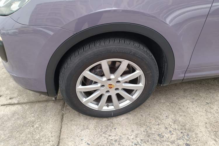 Used Porsche Cayenne 2016 Cayenne 3.0T Left Front Wheel Hub