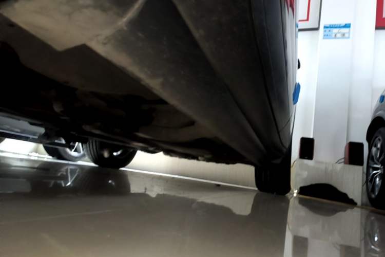 Used Porsche Cayenne 2016 Cayenne 3.0T Left Side Sill