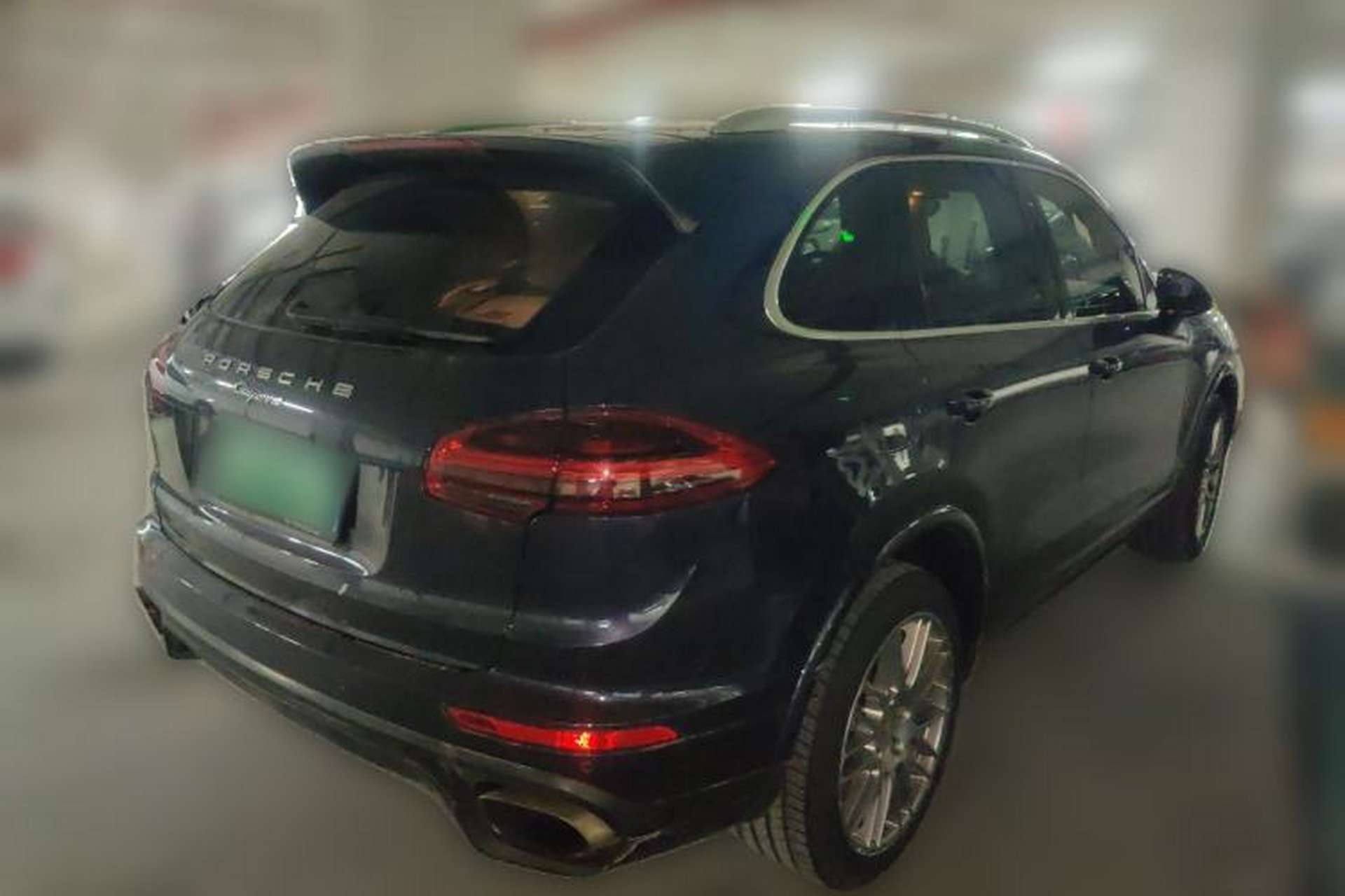 Used Porsche Cayenne 2016 Cayenne Platinum Edition 3.0T Rear Right 45 Deg