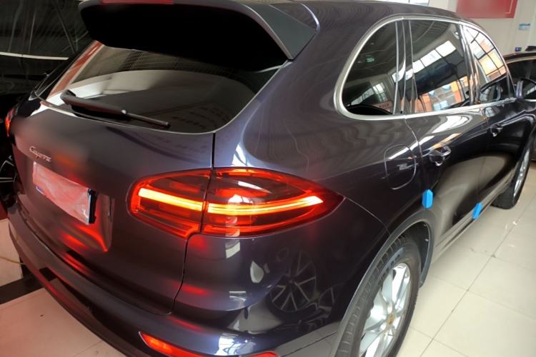 Used Porsche Cayenne 2016 Cayenne 3.0T Rear Right 45 Deg