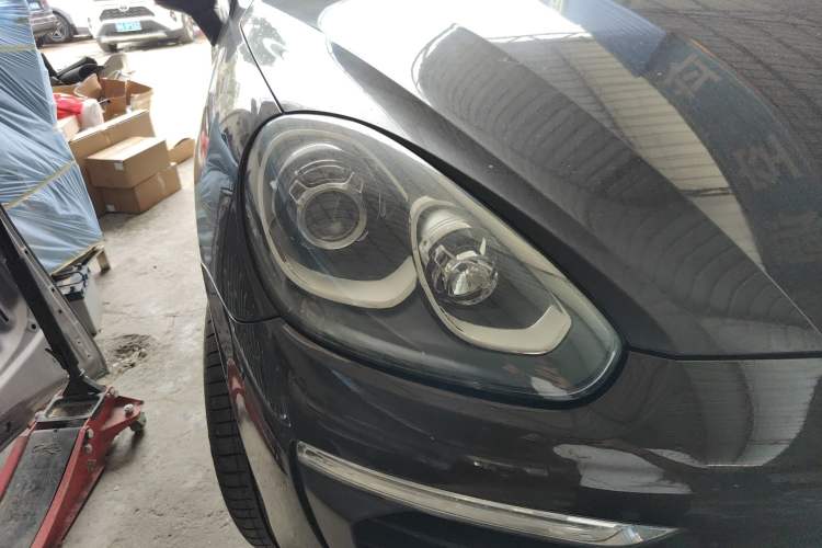 Used Porsche Cayenne 2016 Cayenne 3.0T Right Front Headlight