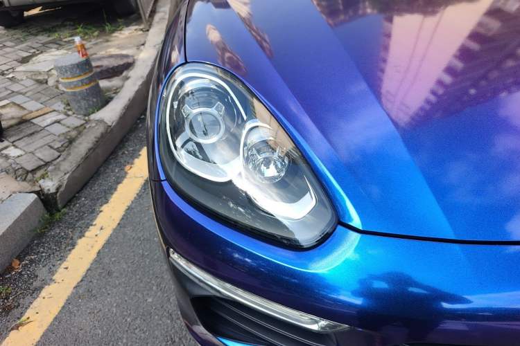 Used Porsche Cayenne 2016 Cayenne 3.0T Right Front Headlight