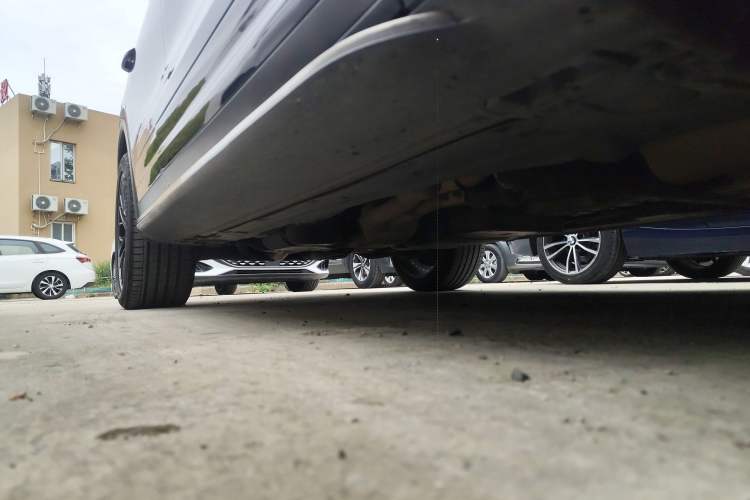 Used Porsche Cayenne 2016 Cayenne 3.0T Right Side Sill