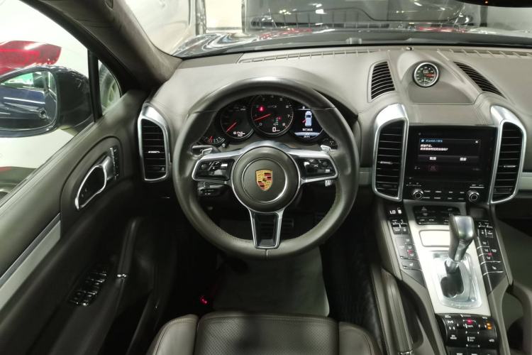 Used Porsche Cayenne 2016 Cayenne GTS 3.6T Steering Wheel
