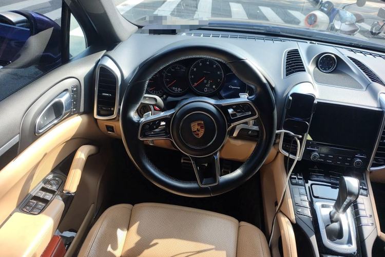 Used Porsche Cayenne 2016 Cayenne 3.0T Steering Wheel