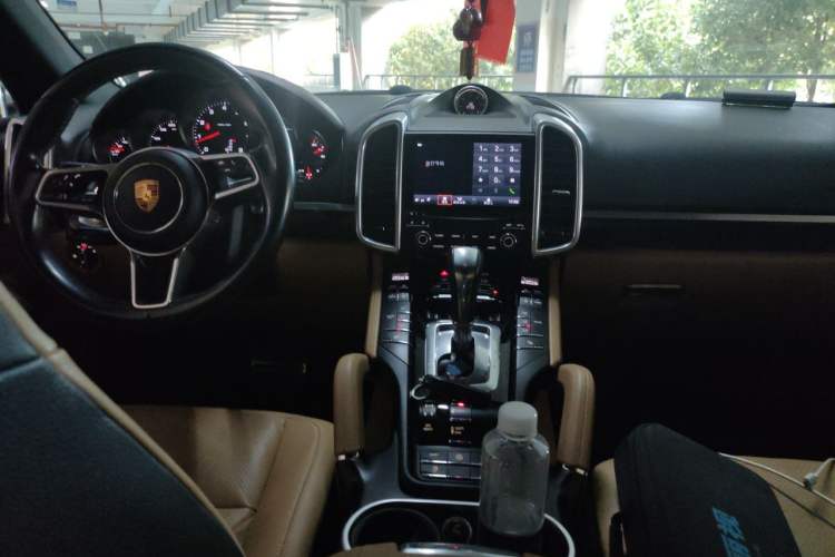 Used Porsche Cayenne 2016 Cayenne 3.0T Audio And AC Panel