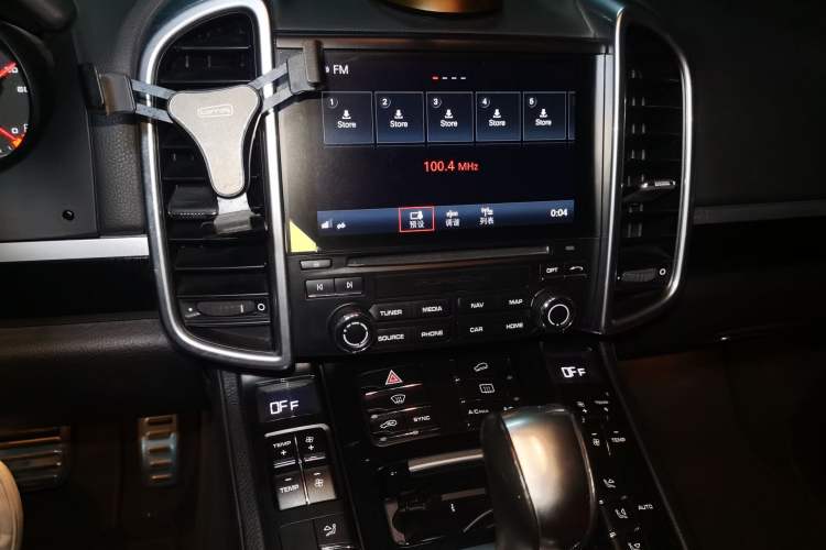 Used Porsche Cayenne 2016 Cayenne 3.0T Audio And AC Panel