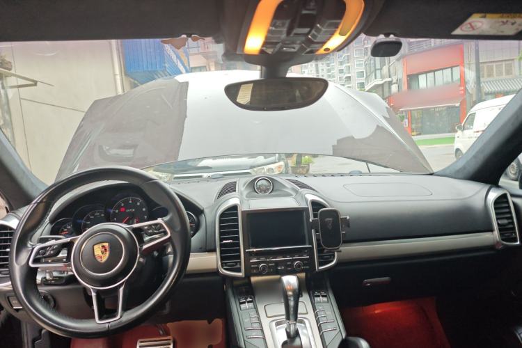 Used Porsche Cayenne 2016 Cayenne GTS 3.6T Center Console