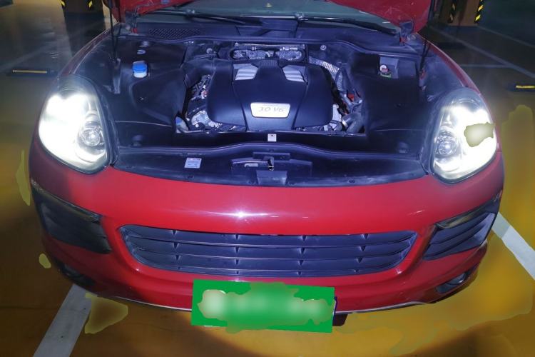 Used Porsche Cayenne 2016 Cayenne 3.0T Engine Bay