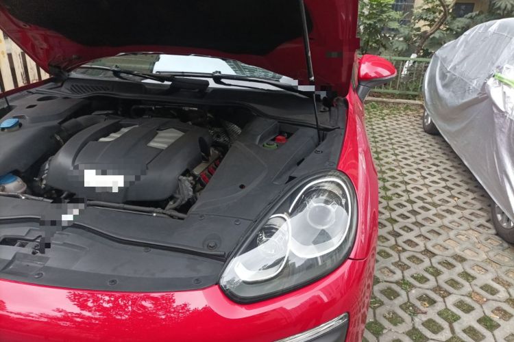 Used Porsche Cayenne 2016 Cayenne 3.0T Engine Bay Left