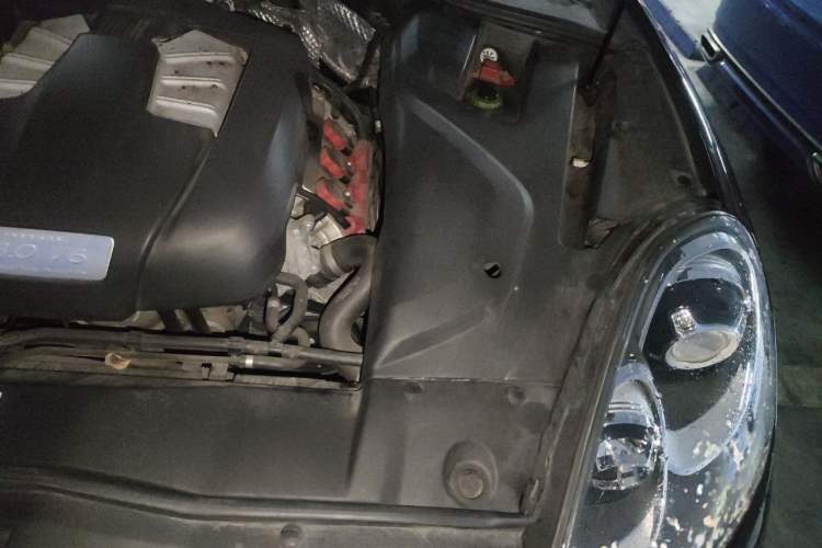 Used Porsche Cayenne 2016 Cayenne 3.0T Engine Bay Left