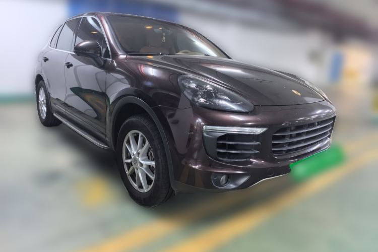 Used Porsche Cayenne 2016 Cayenne 3.0T Front Right 45 Deg