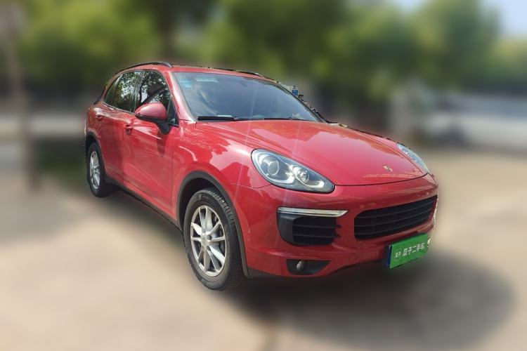 Used Porsche Cayenne 2016 Cayenne 3.0T Front Right 45 Deg