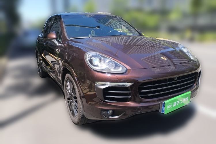 Used Porsche Cayenne 2016 Cayenne Platinum Edition 3.0T Front Right 45 Deg