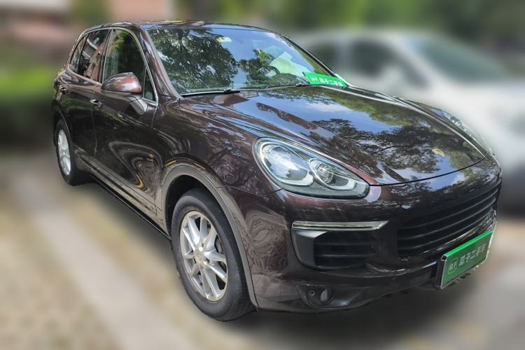 Used Porsche Cayenne 2016 Cayenne 3.0T Front Right 45 Deg
