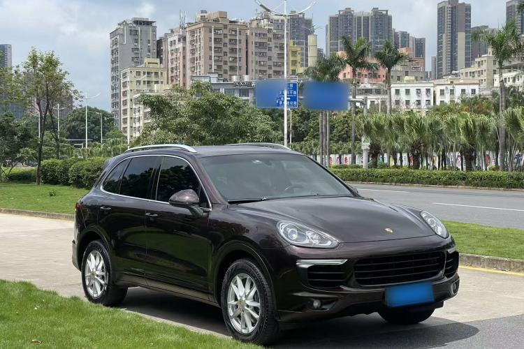 Used Porsche Cayenne 2016 Cayenne 3.0T Front Right 45 Deg