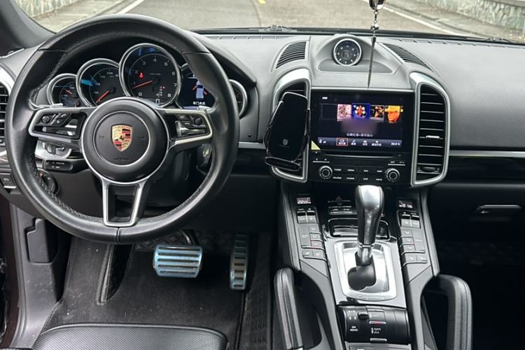 Used Porsche Cayenne 2016 Cayenne 3.0T Interior 2