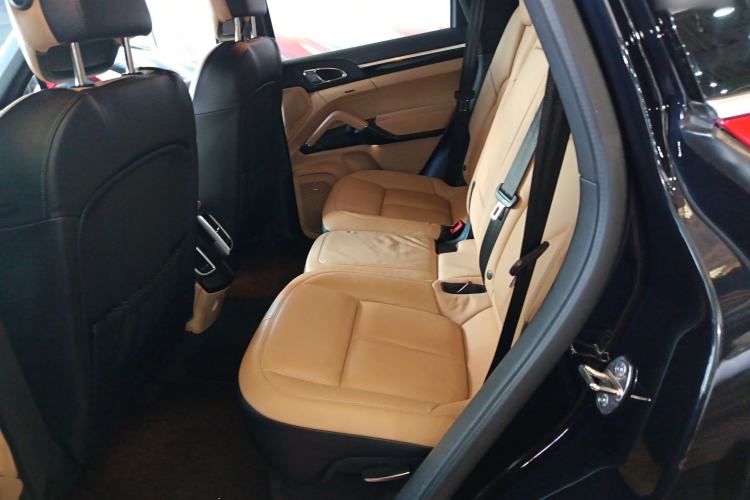 Used Porsche Cayenne 2016 Cayenne 3.0T Interior 2
