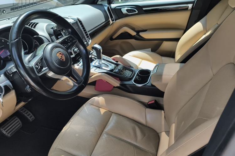 Used Porsche Cayenne 2016 Cayenne 3.0T Left Front Seat