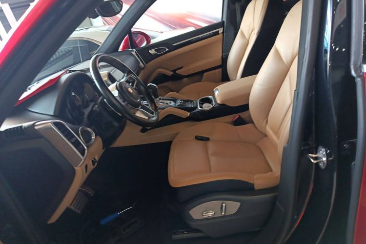 Used Porsche Cayenne 2016 Cayenne 3.0T Left Front Seat
