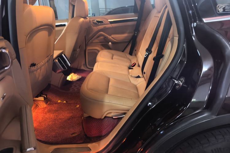 Used Porsche Cayenne 2016 Cayenne 3.0T Left Rear Seat